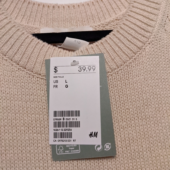 H&M sweater dress - Picture 3 of 3